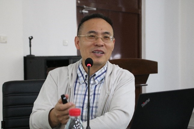 杨运桂研究员介绍表观遗传学的相关内容